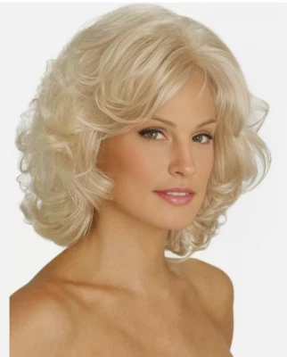 Pelucas cortas Bob esponjosas rizadas rubias pálidas pelucas de cabello sintético calor OK peluca natural para mujeres Foto 1 de 4
