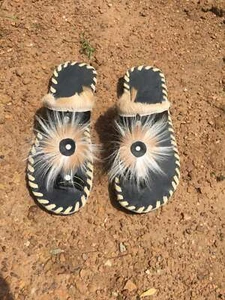 Brown Authentic Zulu Imbadada Sandals Made from Genuine Springbok Hide And Tyres - Picture 1 of 9