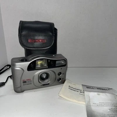 Bell+Howell BF 906SVD Big Finder 35mm Point And Shoot Camera Powers On - Image 1 of 4