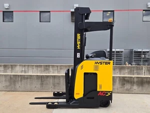 2019 HYSTER N40ZRS2-14.5 ELECTRIC REACH TRUCK CUSHION NARROW AISLE FORKLIFT YALE - Picture 1 of 13