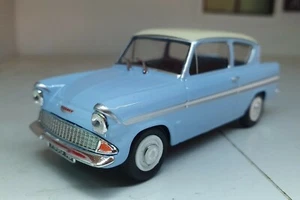 1:43 Ford Anglia Harry Potter 1959 105E Deluxe Diecast Scale Model Car MIB - Picture 1 of 9