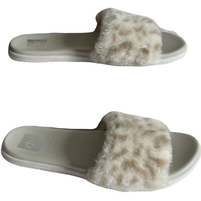 Women’s Slides Size 10 Dolce Vita Jinah Faux Fur Slide Sandal Leopard Beige - Image 1 of 4