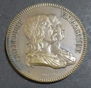 MEDALLA 1860 CHILDEBERT Y ULTROGOTHE HOSPITALES LYON FRANCIA BRONCE TECXX 34 - Imagen 1 de 4