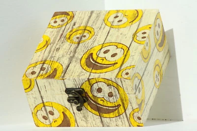 Wood handmade hinged medium storage/trinket box decoupage smiley face Emoji - Image 1 of 4