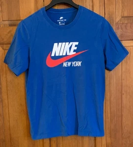 T-shirt uomo NIKE -The NIKE - manica corta blu cotone etichetta taglia M - Foto 1 di 2