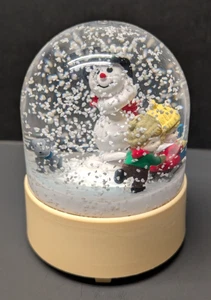 1985 Merrilite Snow Globe Frosty The Snowman Turns Plays Winter Wonderland Video - Picture 1 of 6