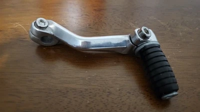 Aprilia RSV/Tuono 1000 2004-2010 Shift/Gear Lever - AP8106874 - Image 1 of 3