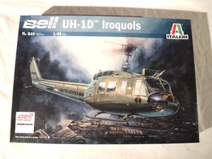 1/48 US Army, RAAF & German Bell Huey UH 1D Iroquois Helicopter Vietnam War #849 - Picture 1 of 3