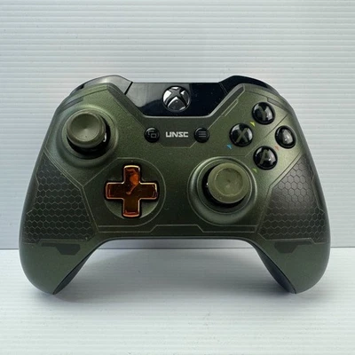 Xbox One Limited Edition Halo 5 Guardians Master Chief Wireless Controller - Image 1 of 4