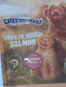 Nutri Bites Freeze Dried Salmon 18oz Dog & Cat Treats 100% Natural Omega-3 - Picture 1 of 8