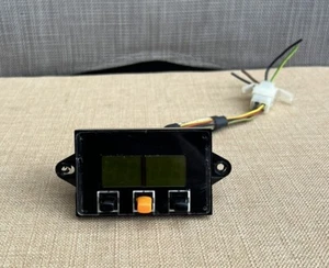 FORD 1979-84 XD-XE FAIRMONT GHIA & FALCON GENUINE SIEMENS DIGITAL DASH CLOCK!! - Picture 1 of 12