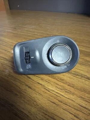 Interruptor combinado de faros y luces antiniebla Cadillac SRX 2010-2016 GM fabricante original Foto 1 de 4