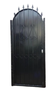 WROUGHT IRON GATE / METAL GATE / GATE. METAL GARDEN SIDE GATE DESIGN GATE - Picture 1 of 1