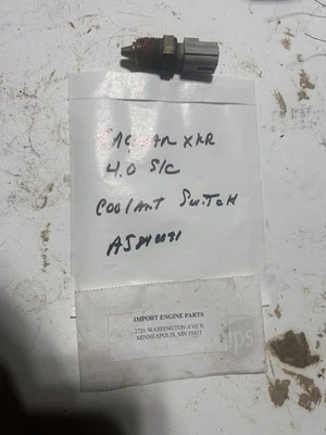 TEMPERATURA REFRIGERANTE.  *USADO PARA JAGUAR XKR 4.0 SOBREALIMENTADO 2000-2003 AJ810031 *USADO* Foto 1 de 3