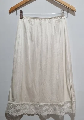 Kayser Perfects Half Slip Petticoat-Modern Size 6-8 White Nylon-Made Aust-L65cm - image 1 of 4