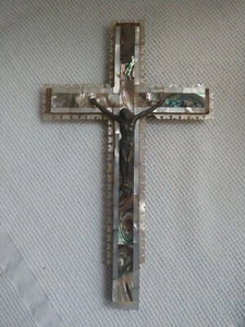 Vintage Mother Of Pearl & Abalone Mosaic Olive Wood Wall Cross Jesus Crucifix - Picture 1 of 4