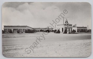 RPPC Delta Motel Sayre OK abgerundete Ecken 30er Jahre unbenutzt - Bild 1 von 2
