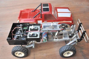 Robbe/Kyosho Chevrolet Pickup 4x4 + Robbe Economic 27Mhz - Bild 1 von 15