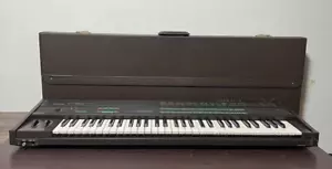 (junk) Yamaha DX7 Digital Programmable Algorithm Synthesizer keyboard - Picture 1 of 9