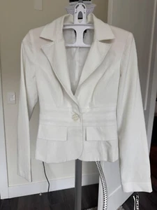NWT XOXO White Blazer Size S Collared Button-Up 65% Polyester 32% Rayon 3% Spand - Picture 1 of 4