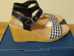 Dr. Scholls Women's Sandals Heels Shoes Size 9M Black/White New (GT002K) - Picture 1 of 9