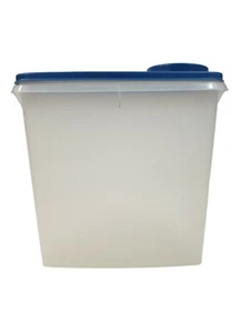 Tupperware White Cereal Storage Container #469-6 w Flip Top Lid 470-20 Lt Blue - Picture 1 of 9