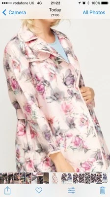 Abrigo de verano floral de diseño italiano de alto brillo en material 3D organza Foto 1 de 4