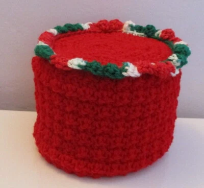 Cubierta de papel higiénico de ganchillo Foto 1 de 4