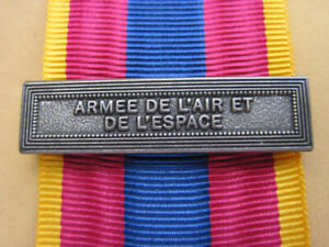 Agrafe  ARMEE DE L'AIR ET DE L'ESPACE  pour la Médaille Défense Nationale