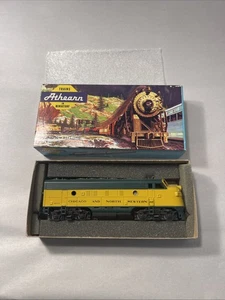 HO Athearn 3231 F7A Super Power C&NW Chicago and North Western Untested - Picture 1 of 8