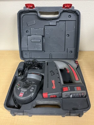ARROW CT50K Cordless Staple Gun w Lithium 10.8 V Battery, Charger & Case - Image 1 of 4