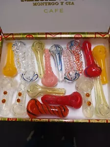 17 3 INCH GLASS PIPES - FOR TOBACCO USE - VARIES COLORS&DESIGNS - Picture 1 of 1