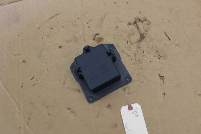 Jaguar XE 2017 módulo de control medio trasero R600 Foto 1 de 4