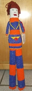 Figura de muñeca con cuentas de vidrio Monkeybiz Sudáfrica, 18" de alto - Imagen 1 de 4