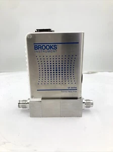 Brooks Instrument GF120CXXC 10000Sccm GF Series N2 Thermal Mass Flow Controller - Picture 1 of 6