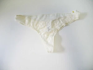 Calvin Klein Womens Reveal Thong Panty Underwear Ivory QF1104 Sz M - NWT - Picture 1 of 1