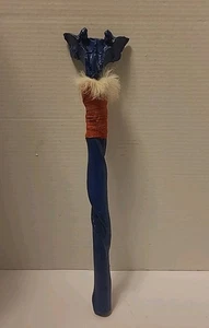 Palo Ceremonial Indígena Artesanal Madera Temática Animal Con Piel Decorativa - Imagen 1 de 11