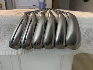 TaylorMade M2 Iron Set 6pcs 6-PW,SW Reax 55g A Flex RH Golf Clubs - Picture 1 of 11