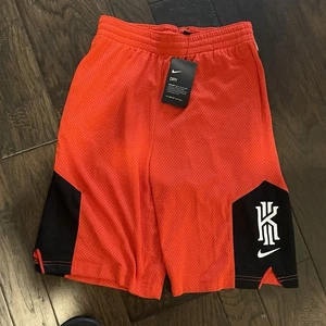 Nike Kyrie Irving Basketball Shorts Youth Kids XL Dri Fit NWT - Picture 1 of 4
