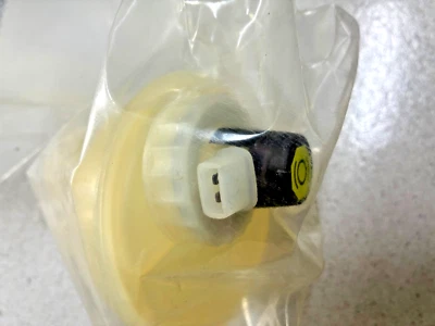 originale 6U0698301 Contenitore per liquido freni skoda felicia pickup VW caddy - Immagine 1 di 4