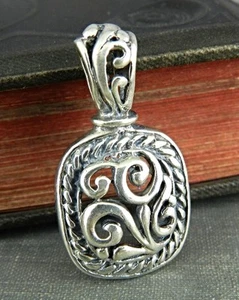 925 Sterling Silver Cut Out Open Work Scroll Pendant Charm - Picture 1 of 4