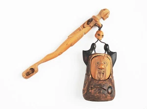 Antigua bolsa japonesa tallada de tabaco caja soporte para pipa Tonkotsu Netsuke calavera de Okimono - Imagen 1 de 4
