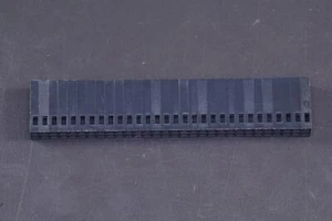 Conector cable a placa 5-87456-1 AMP 60 posiciones 2 filas paso 2,54 mm (0,1 pulgadas) - Imagen 1 de 3