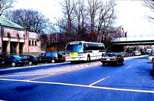 ORIGINAL KODACHROME SLIDE NYC BUS 1986 GM RTS 4404 Bx-41 WEBSTER-MOSHOLU 3/11/98 - Picture 1 of 1