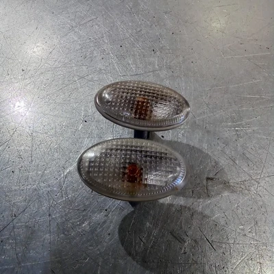 Subaru Impreza Newage 2001-2007 PAIR Clear Wing Mounted Indicators Side Repeater — 第 1/4 张图片