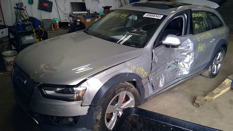 Husillo/nudillo delantero derecho pasajero para AUDI ALLROAD 13-16 10268335 Foto 1 de 4