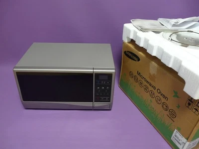 Samsung ME732K-S Compact Microwave Oven / 800W / 20L, Silver, LED Display - Image 1 of 4