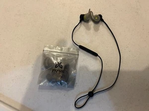 Auriculares inalámbricos Jaybird Tarah Bluetooth y accesorios completos--Sin cargador. - Imagen 1 de 1
