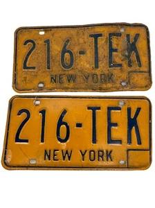 New York blau gold gelb Nummernschilder Etiketten NY Vintage 1980er Set 216-TEK - Bild 1 von 2