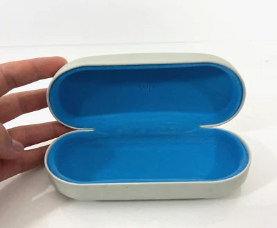 Estuche para gafas Warby Parker clásico de cuero duro blanco limpio - azul y blanco Foto 1 de 4